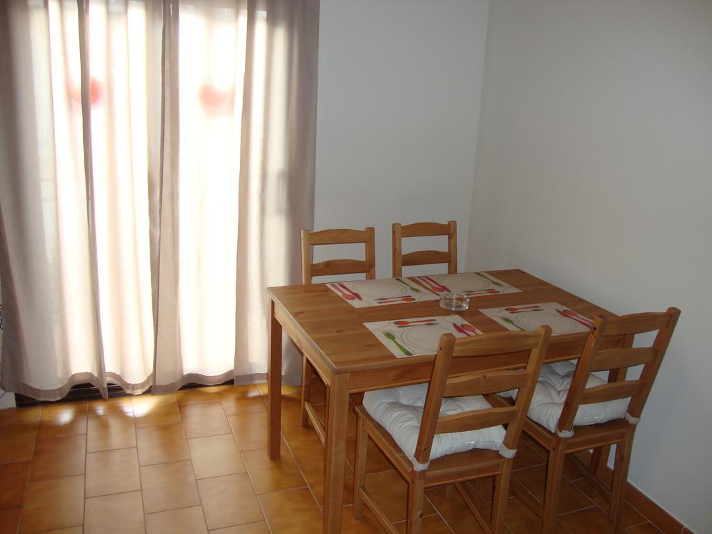 Apartaments Claudi Tossa de Mar Oda fotoğraf