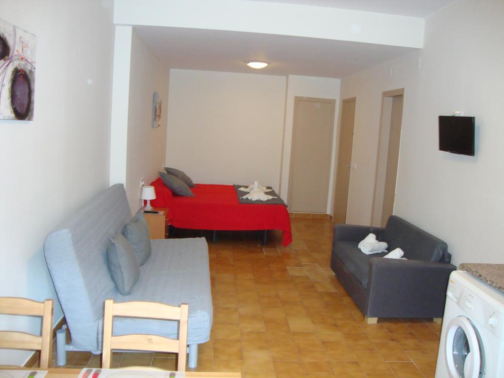 Apartaments Claudi Tossa de Mar Oda fotoğraf