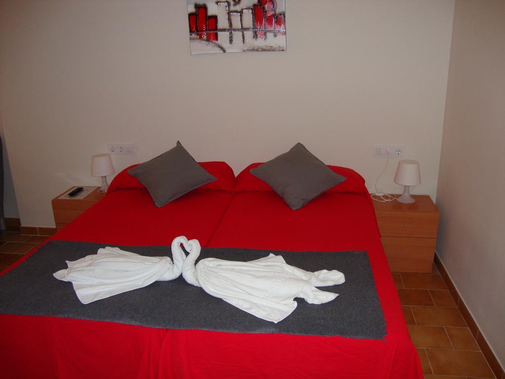 Apartaments Claudi Tossa de Mar Oda fotoğraf