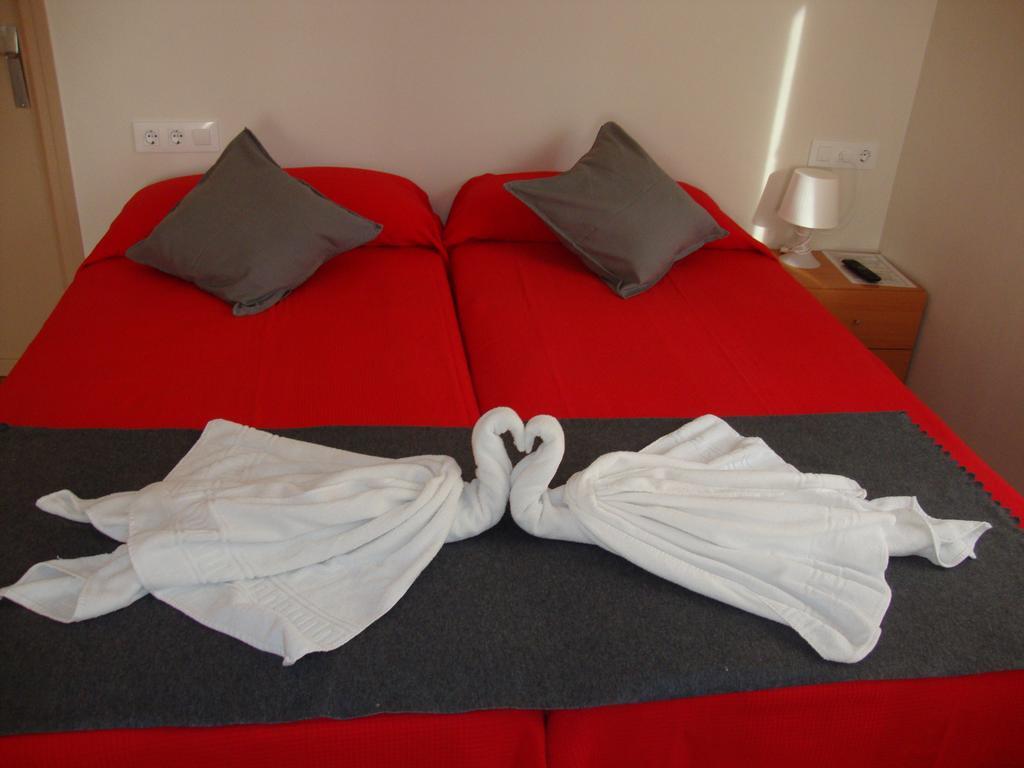 Apartaments Claudi Tossa de Mar Oda fotoğraf